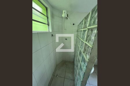 Casa à venda com 340m², 2 quartos e sem vagaChuveiro