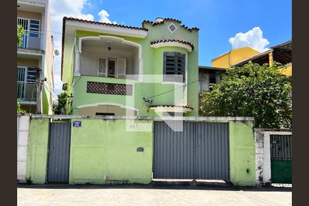 Casa à venda com 340m², 2 quartos e sem vagaFachada