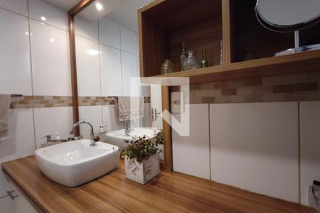 Apartamento à venda com 115m², 3 quartos e 1 vagaBanheiro suíte