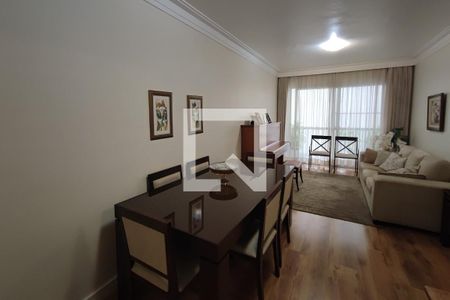 Sala de Estar e Jantar de apartamento à venda com 3 quartos, 115m² em Cambuí, Campinas