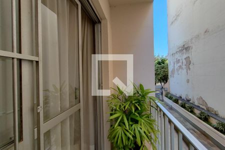 Varanda da Sala de apartamento à venda com 3 quartos, 115m² em Cambuí, Campinas