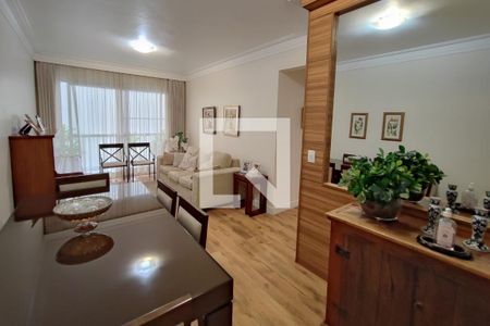 Sala de Estar e Jantar de apartamento à venda com 3 quartos, 115m² em Cambuí, Campinas
