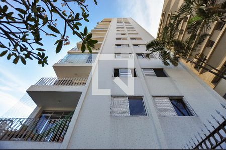 Apartamento para alugar com 73m², 2 quartos e sem vaga Apartamento para alugar com 73m², 2 quartos e sem vagaFachada