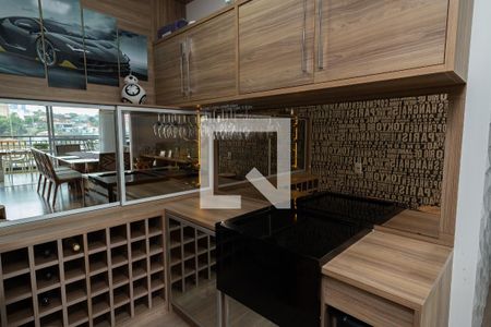 Apartamento à venda com 182m², 4 quartos e 3 vagas Apartamento à venda com 182m², 4 quartos e 3 vagasSala - Bar