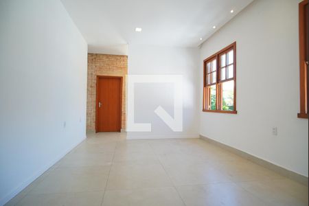 Sala de casa para alugar com 3 quartos, 120m² em Jardim Itu Sabará, Porto Alegre