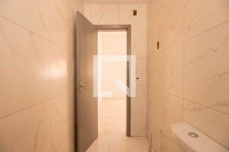 Banheiro de apartamento para alugar com 1 quarto, 40m² em Jardim Itu Sabará, Porto Alegre