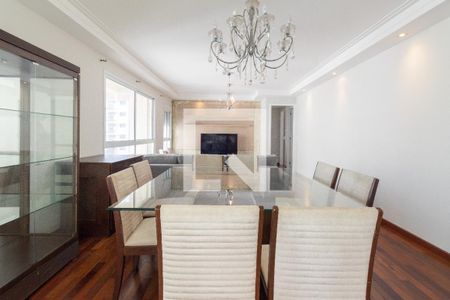 Apartamento à venda com 130m², 3 quartos e 3 vagasSala