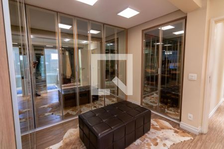 Apartamento à venda com 288m², 4 quartos e 4 vagasSuíte 1, closet