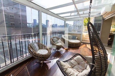 Apartamento à venda com 288m², 4 quartos e 4 vagasVaranda