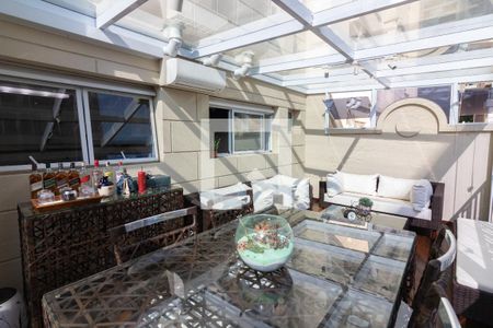 Apartamento à venda com 288m², 4 quartos e 4 vagasVaranda