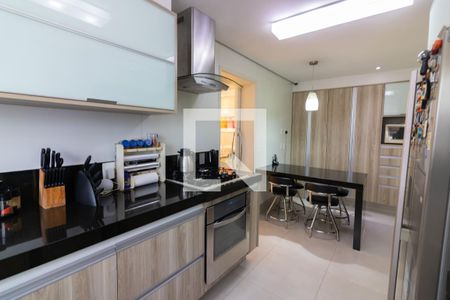 Apartamento à venda com 288m², 4 quartos e 4 vagasCozinha