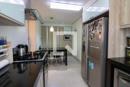 Apartamento à venda com 288m², 4 quartos e 4 vagasCozinha