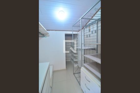 Casa para alugar com 200m², 2 quartos e 3 vagasCloset