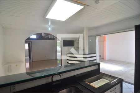 Casa para alugar com 200m², 2 quartos e 3 vagasCozinha