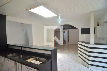 Casa para alugar com 200m², 2 quartos e 3 vagasCozinha