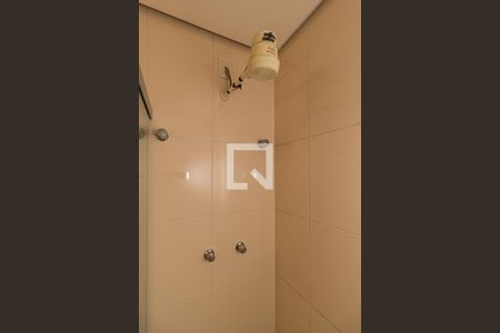 Casa à venda com 729m², 4 quartos e 6 vagasBanheiro de serviço