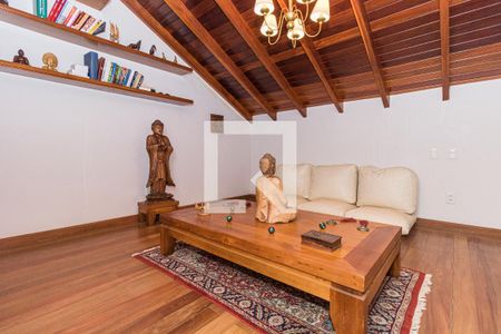 Casa à venda com 729m², 4 quartos e 6 vagasSala 3