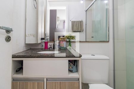 Banheiro da Suíte de apartamento para alugar com 2 quartos, 46m² em Rubem Berta, Porto Alegre