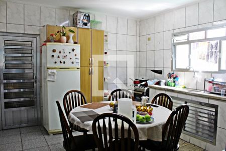 Casa à venda com 90m², 3 quartos e 2 vagasCozinha