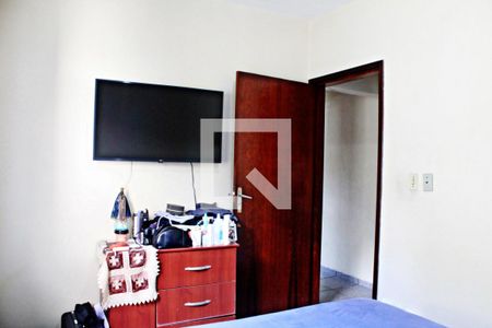 Casa à venda com 90m², 3 quartos e 2 vagasQuarto 2