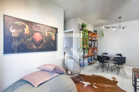 Sala de apartamento para alugar com 2 quartos, 60m² em Jardim Holanda, Uberlândia