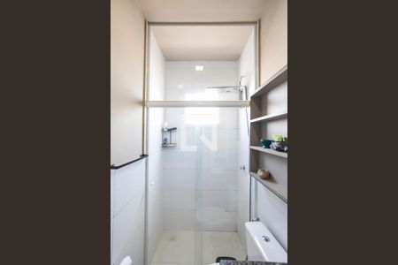 Apartamento para alugar com 60m², 2 quartos e 1 vaga Apartamento para alugar com 60m², 2 quartos e 1 vagaBanheiro da Suite