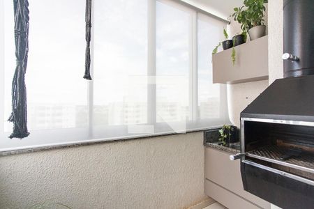 Varanda de apartamento para alugar com 2 quartos, 60m² em Jardim Holanda, Uberlândia