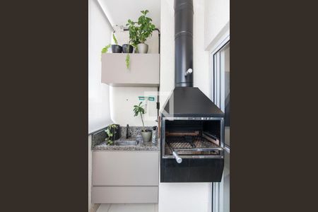 Varanda de apartamento para alugar com 2 quartos, 60m² em Jardim Holanda, Uberlândia