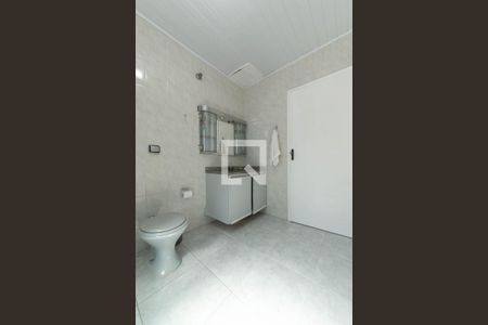 Banheiro Social de casa à venda com 2 quartos, 175m² em São José, São Caetano do Sul