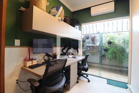 Quarto 1 de apartamento para alugar com 2 quartos, 50m² em Novo Mundo, Uberlândia