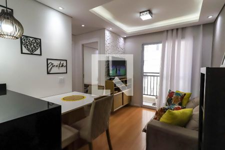 Sala e Sala de Jantar de apartamento para alugar com 2 quartos, 42m² em Parque Reboucas, São Paulo
