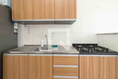 Sala/Cozinha de apartamento para alugar com 1 quarto, 28m² em Vila Ema, São Paulo