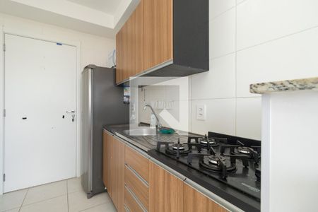 Sala/Cozinha de apartamento para alugar com 1 quarto, 28m² em Vila Ema, São Paulo