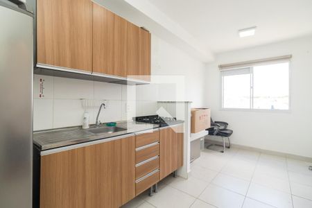 Sala/Cozinha de apartamento para alugar com 1 quarto, 28m² em Vila Ema, São Paulo