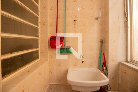 Apartamento à venda com 68m², 2 quartos e 1 vagaÁrea de Serviço