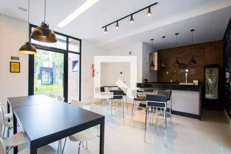Studio à venda com 43m², 1 quarto e 1 vaga Studio à venda com 43m², 1 quarto e 1 vagaÁrea comum - Salão de festas