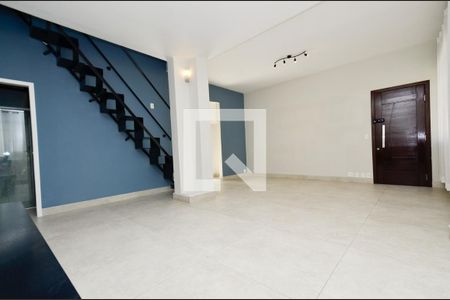 Sala de apartamento para alugar com 3 quartos, 170m² em Santo Antônio, Belo Horizonte