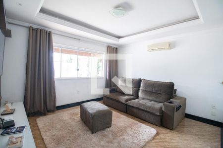 Sala de casa à venda com 4 quartos, 360m² em Ingá, Betim