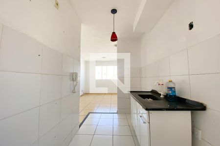 Apartamento à venda com 45m², 2 quartos e 1 vaga Apartamento à venda com 45m², 2 quartos e 1 vagaCozinha e Área de Serviço