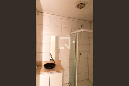 Apartamento à venda com 44m², 2 quartos e 1 vaga Apartamento à venda com 44m², 2 quartos e 1 vagaBanheiro