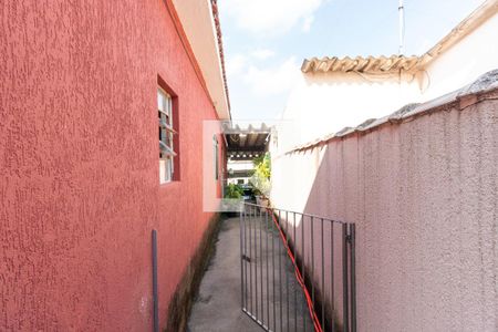Casa à venda com 200m², 4 quartos e 4 vagasCorredor