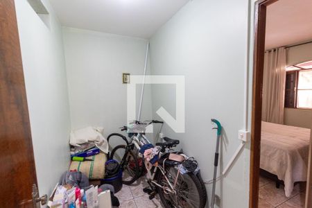 Casa à venda com 200m², 4 quartos e 4 vagasCloset