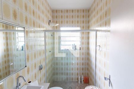 Casa à venda com 200m², 4 quartos e 4 vagasBanheiro 2