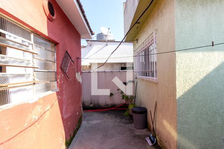 Casa à venda com 200m², 4 quartos e 4 vagasCorredor