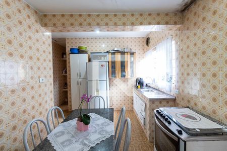 Casa à venda com 200m², 4 quartos e 4 vagasCozinha 1