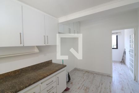 Apartamento à venda com 140m², 3 quartos e 2 vagasCozinha 