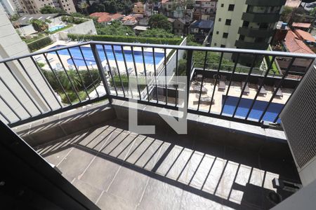 Apartamento à venda com 140m², 3 quartos e 2 vagasSacada Quarto 1 