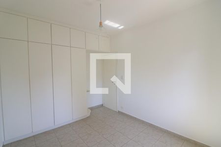 Apartamento à venda com 140m², 3 quartos e 2 vagasQuarto 2 