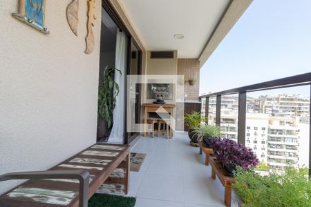Varanda de apartamento à venda com 4 quartos, 232m² em Recreio dos Bandeirantes, Rio de Janeiro