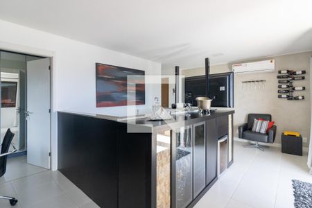 Apartamento à venda com 240m², 4 quartos e 3 vagas Adega Bar (Andar superior da cobertura)